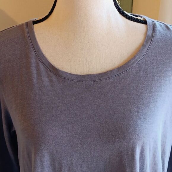 Logo Lori Goldstein Lavender  and Lace Top. - Picture 2 of 9